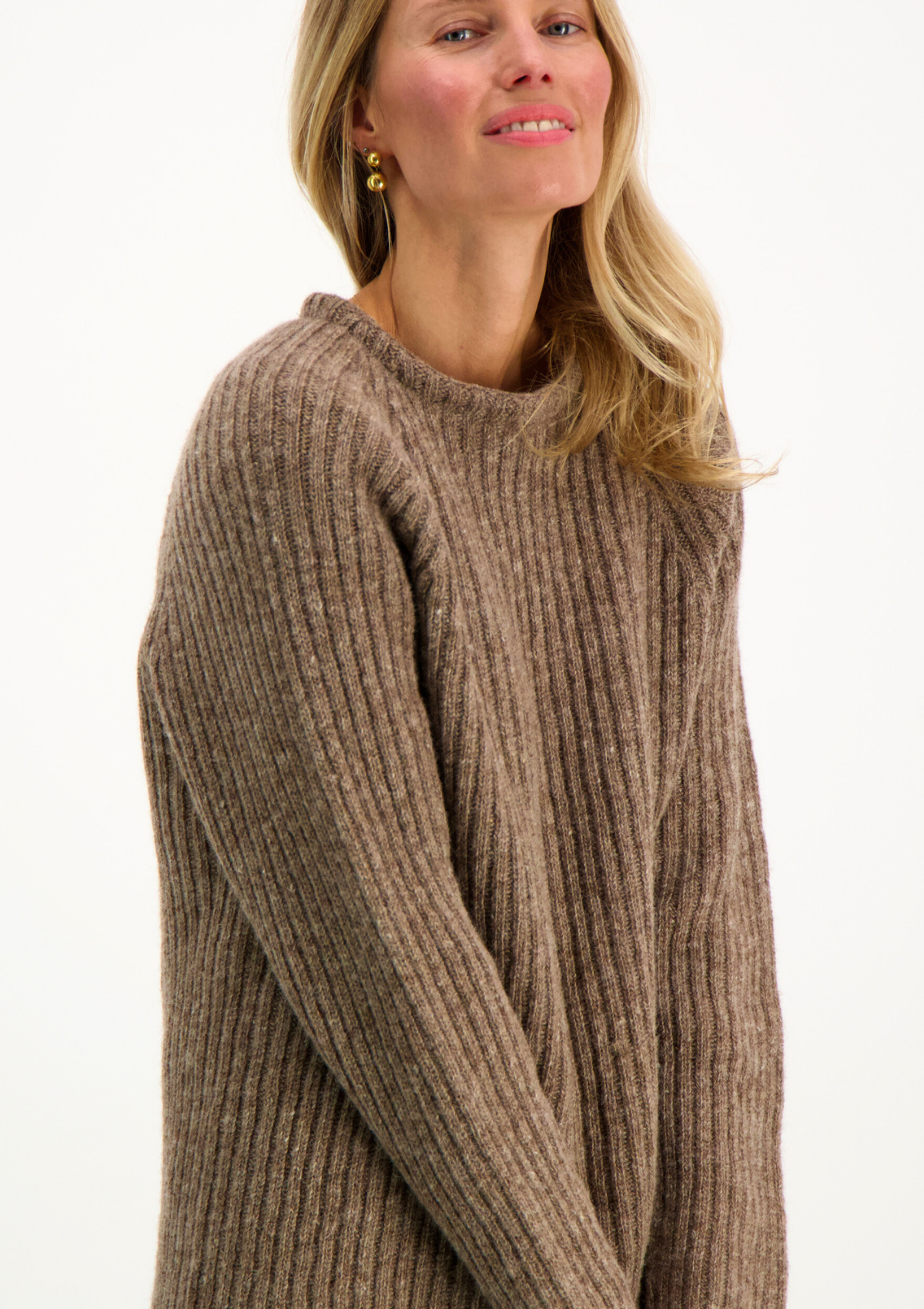 Long rib knit in Finnish sheep wool, beige color, made in Finland