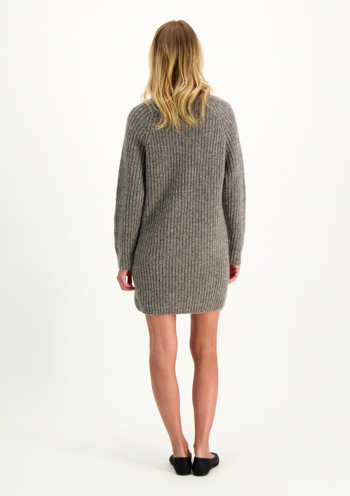 Long rib knit in Finnish sheep wool, grey color, made in Finland