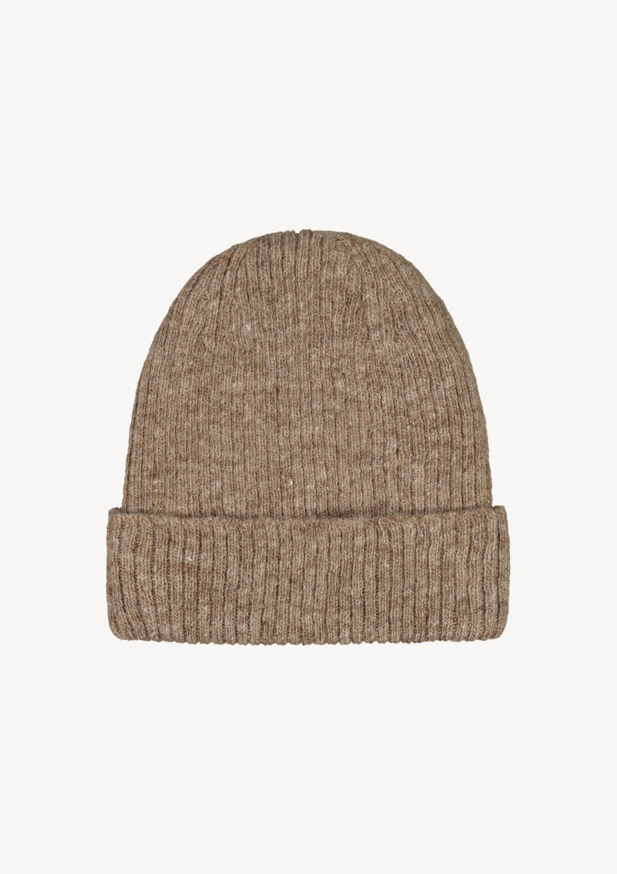 Beige thin ribbed beanie made from responsible Finnish sheep wool. Manufactured in Finland. 